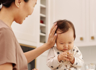 Dangerous Infant Products You Shouldn’t Be Buying Pregnancy and motherhood include a lot of shopping for entertaining toys and useful gear like strollers